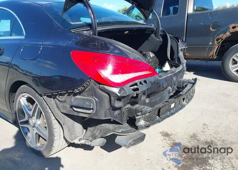 2014 Mercedes-Benz Cla 250 z USA, uszkodzony, nr VIN WDDSJ4EB0EN157809